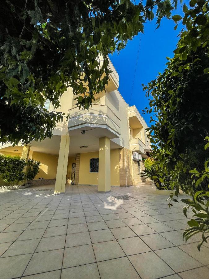 Villa A 2 Passi Dal Mare Porto Cesareo Exterior foto